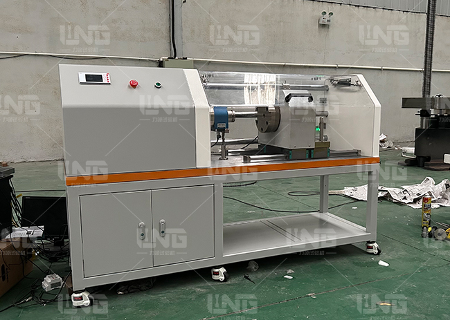 Fabricación inteligente de precisión para ayudar a la conexión confiable de la industria: entrega exitosa del detector de coeficiente de fricción de sujetadores de cuello de fuerza Jinan