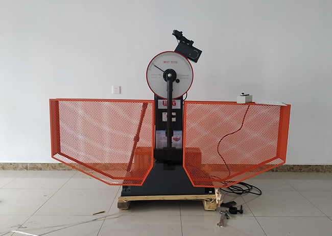 JB - 300b reglas de funcionamiento de Seguridad de la máquina de prueba de impacto semiautomático