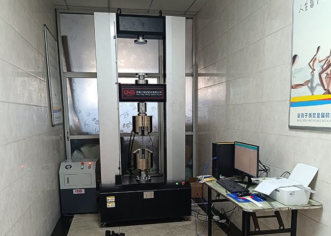 La máquina de prueba universal electrónica de compresión hidráulica de 30 toneladas de Liling se ha entregado sin problemas, gracias por el apoyo al cliente.