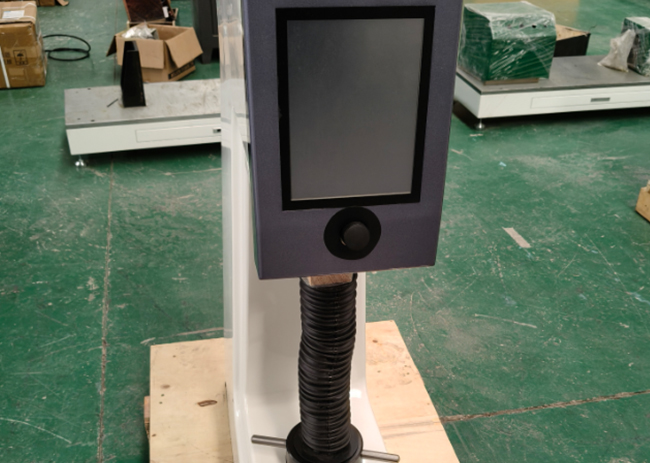 El durómetro de Brinell digital abre la Caja y la manipulación para prestar atención a las cosas